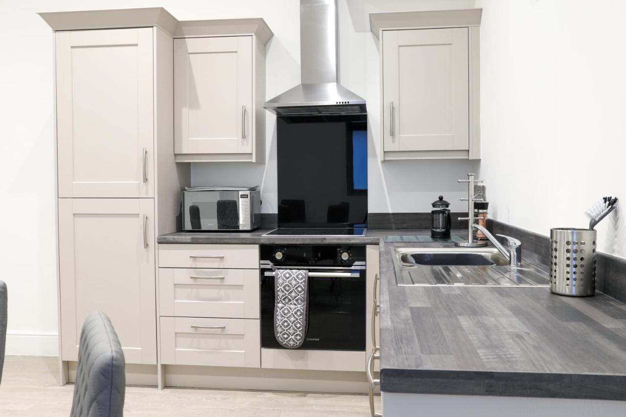 16 Queen Avenue Collection By Happy Days Liverpool Bagian luar foto
