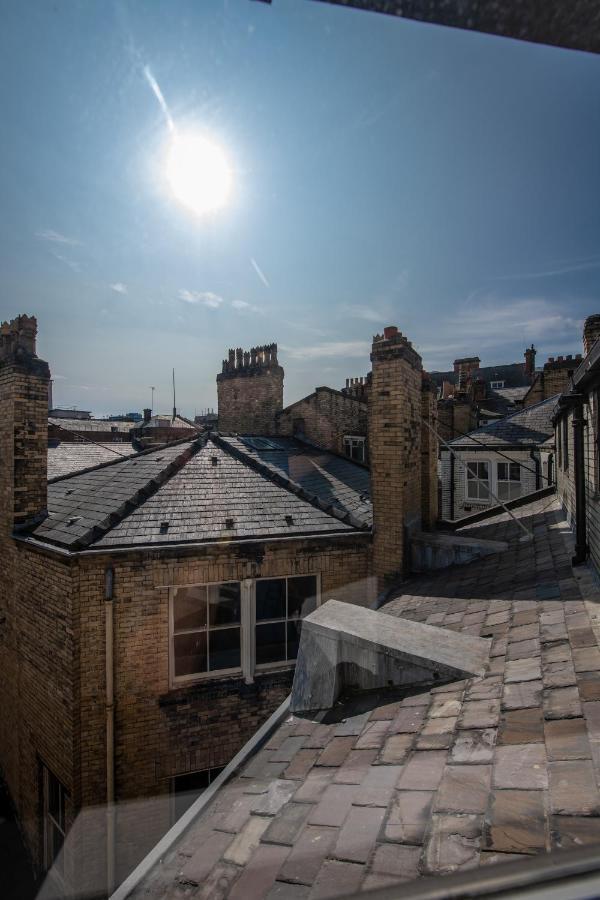 16 Queen Avenue Collection By Happy Days Liverpool Bagian luar foto