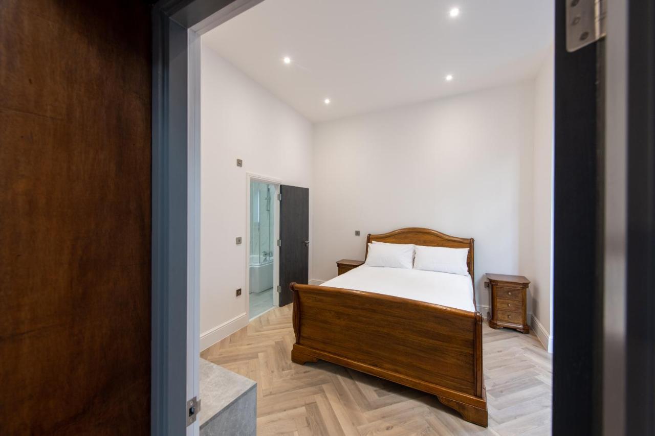16 Queen Avenue Collection By Happy Days Liverpool Bagian luar foto