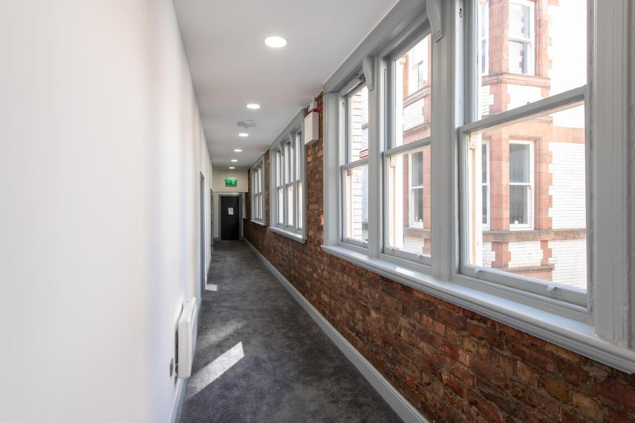16 Queen Avenue Collection By Happy Days Liverpool Bagian luar foto